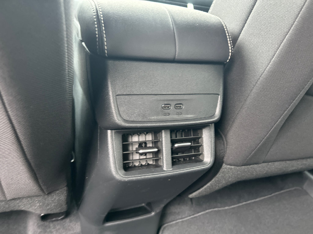 New 2026 GMC Terrain Elevation w/ Black Edition AWD/4WD image 32