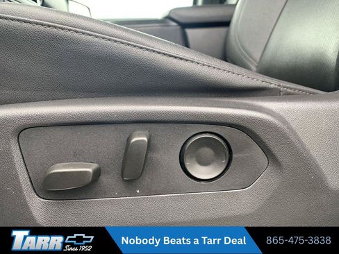 Used 2025 GMC Sierra 1500 SLT AWD/4WD image 14