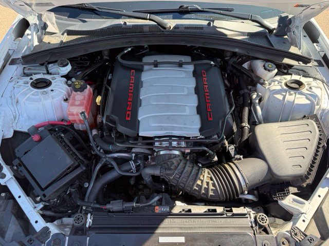 Used 2020 Chevrolet Camaro SS RWD image 40