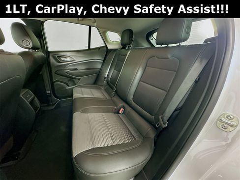 Used 2025 Chevrolet Trax LT image 23