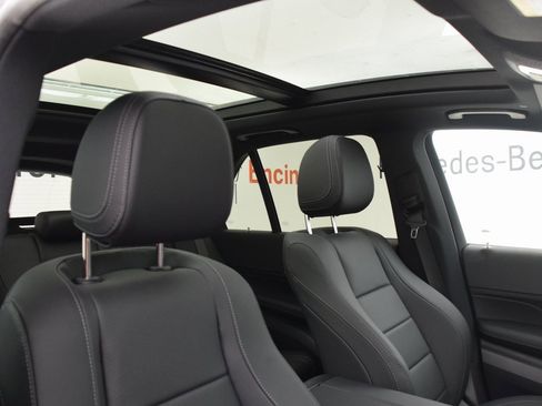 New 2025 Mercedes-Benz GLE 450 4MATIC image 17