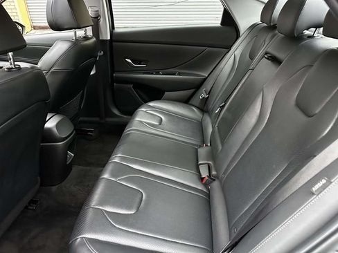 Used 2024 Hyundai Elantra Limited FWD image 20