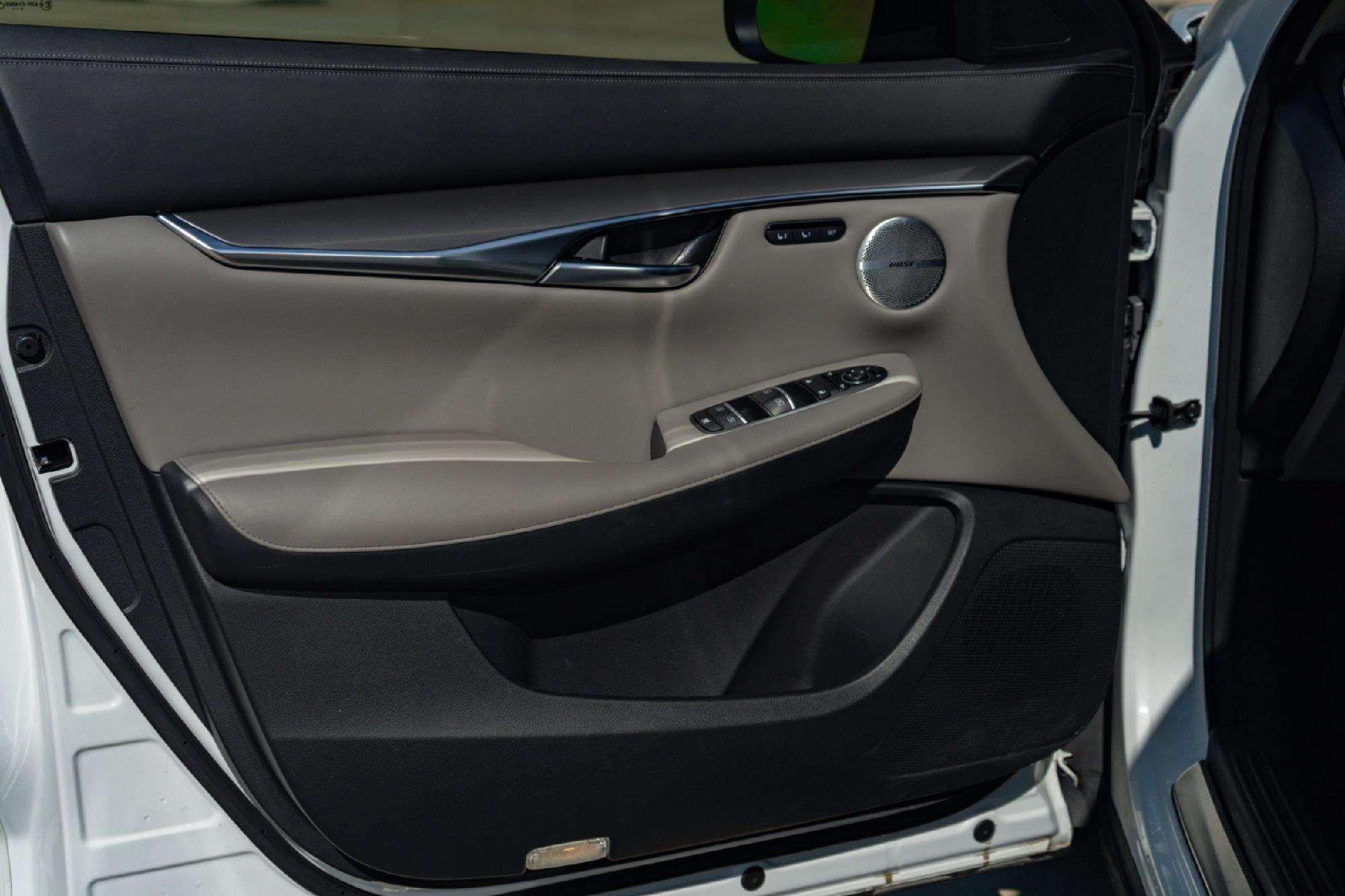 Certified 2025 INFINITI QX50 Luxe AWD/4WD image 22