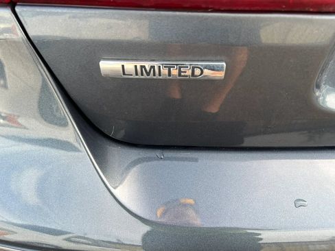 Used 2009 Hyundai Sonata Limited FWD image 5