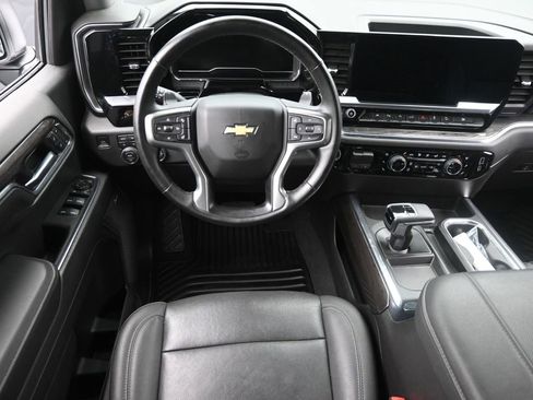 Used 2023 Chevrolet Silverado 1500 LTZ w/ LTZ Premium Package image 13