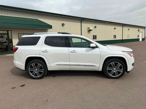 Used 2018 GMC Acadia Denali w/ Technology Package image 36
