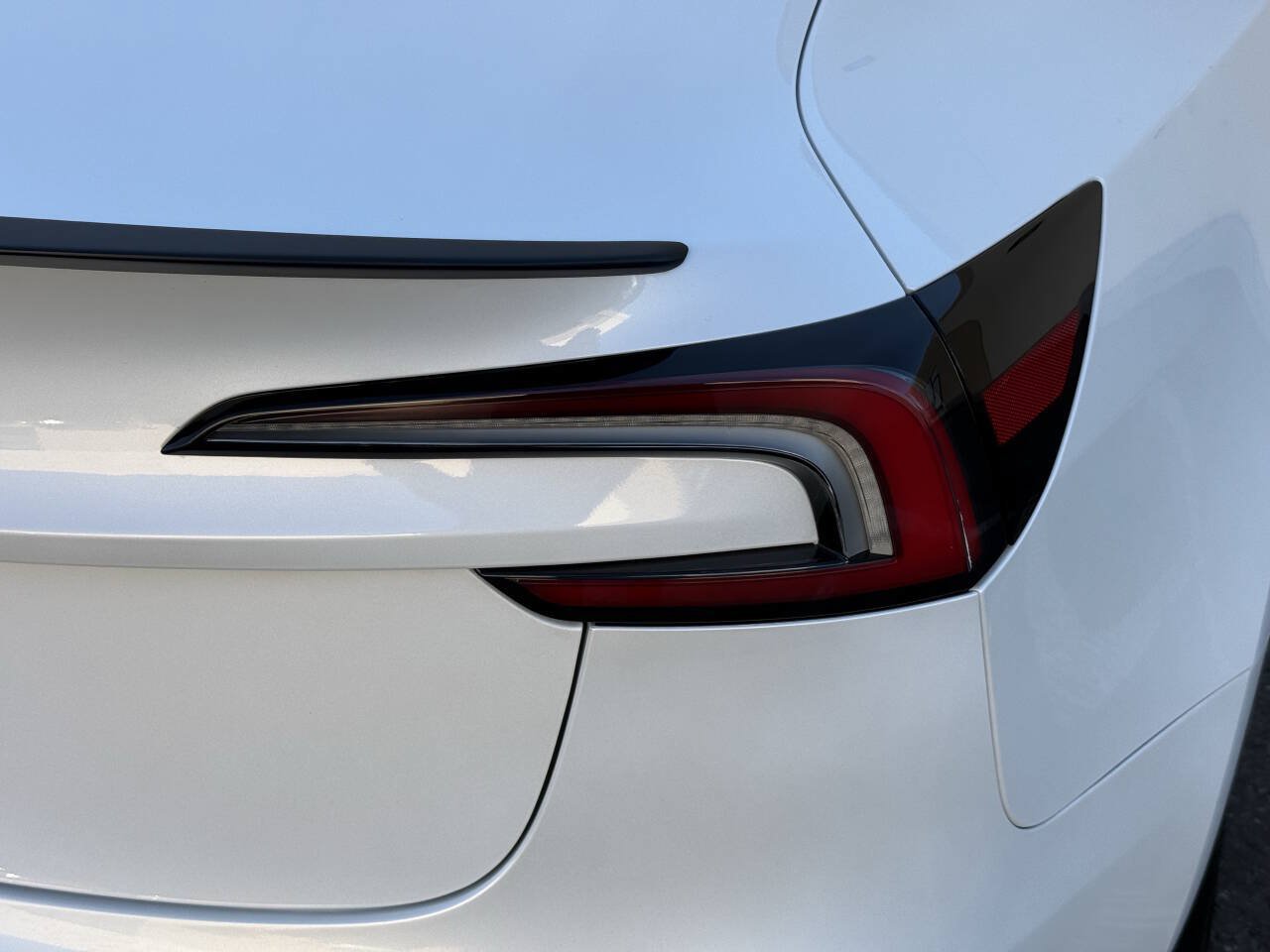 Used 2025 Tesla Model 3 Long Range AWD/4WD image 13