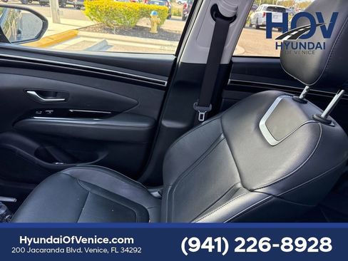 Certified 2023 Hyundai Tucson Limited image 11