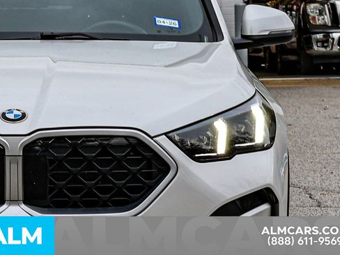 Used 2025 BMW X2 xDrive28i image 15
