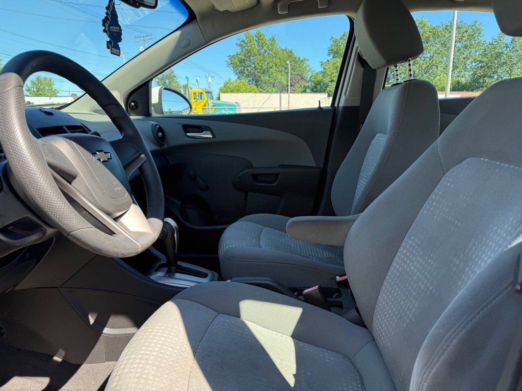 Used 2012 Chevrolet Sonic LS FWD image 7