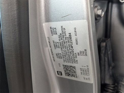 Used 2023 Chevrolet Colorado LT w/ LT Convenience Package image 17