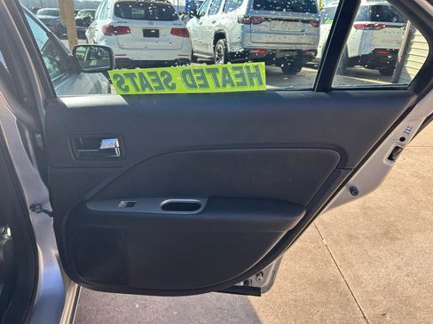 Used 2011 Ford Fusion SEL w/ Moons & Tunes Pkg image 15