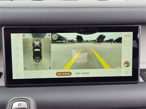 New 2024 Land Rover Defender 110 S image 13