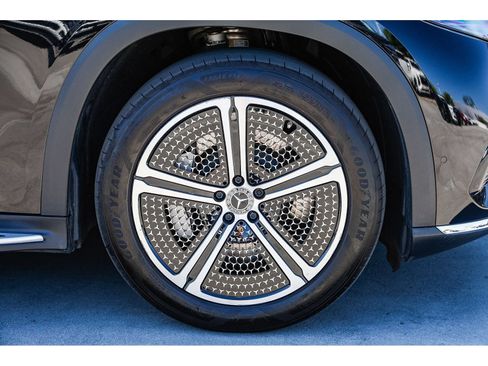 Certified 2024 Mercedes-Benz EQS 450+ 4MATIC SUV image 10