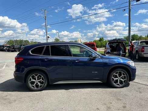 Used 2017 BMW X1 xDrive28i AWD/4WD image 9