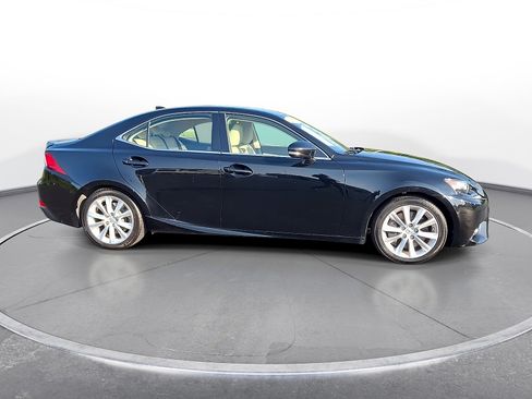 Used 2016 Lexus IS 300 AWD image 9