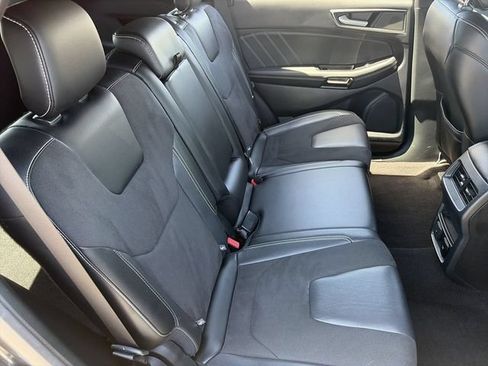Used 2019 Ford Edge ST w/ Convenience Package AWD/4WD image 14