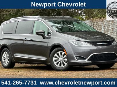 Used 2018 Chrysler Pacifica Touring-L Plus