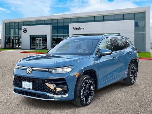 New 2026 Volkswagen Tiguan SEL R-Line image 1