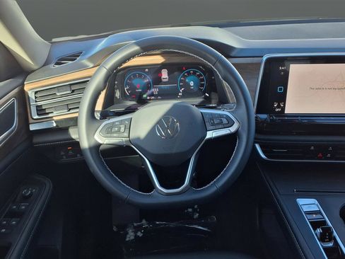 New 2026 Volkswagen Atlas SE image 17