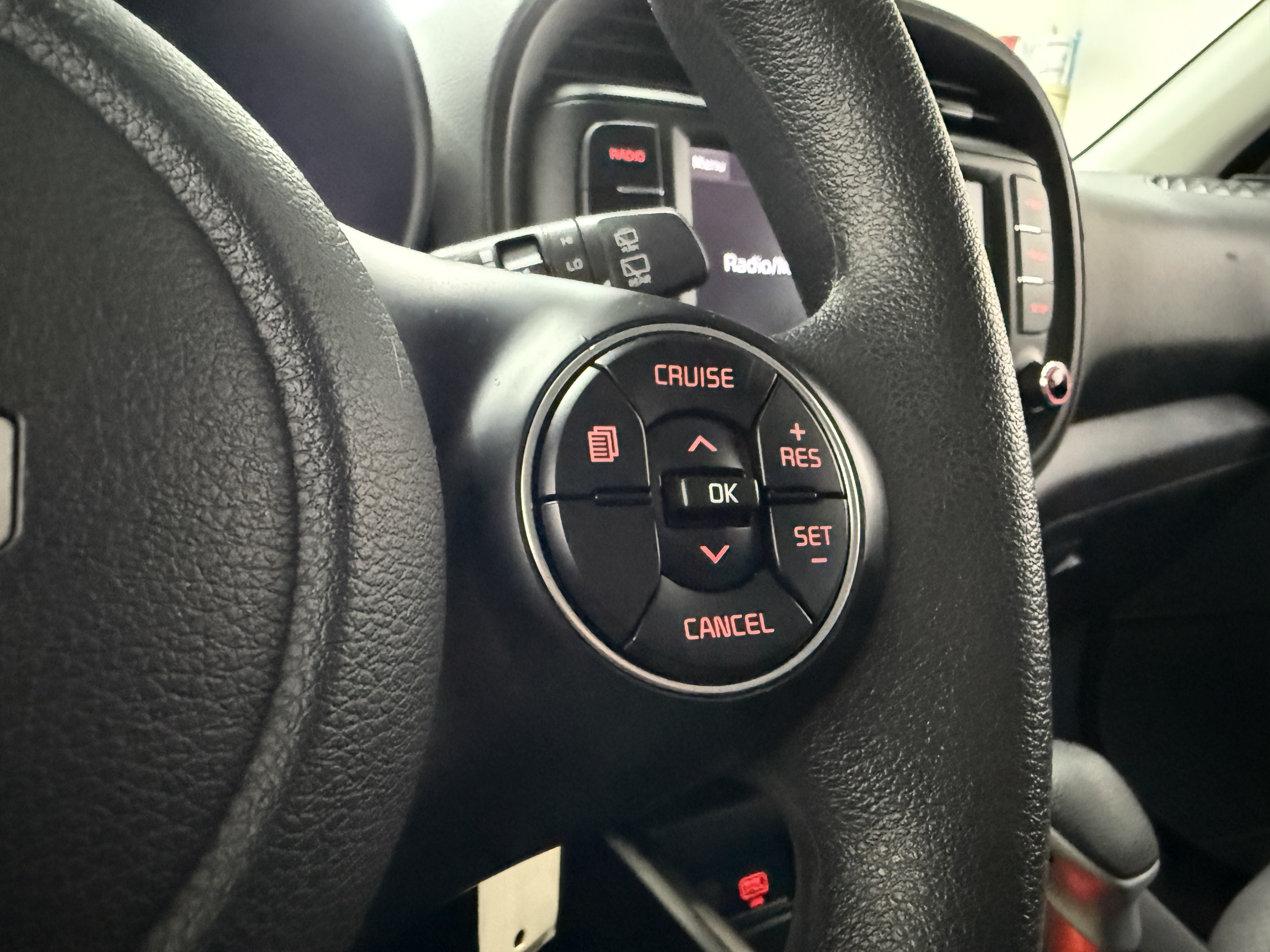 Used 2022 Kia Soul LX FWD image 15