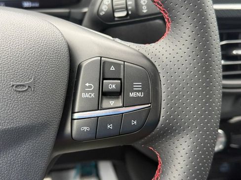 Used 2023 Ford Escape ST-Line w/ Tech Pack #1 AWD/4WD image 16