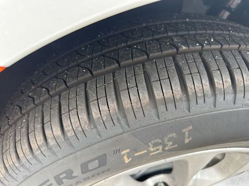 New 2026 Chrysler Pacifica Select image 27