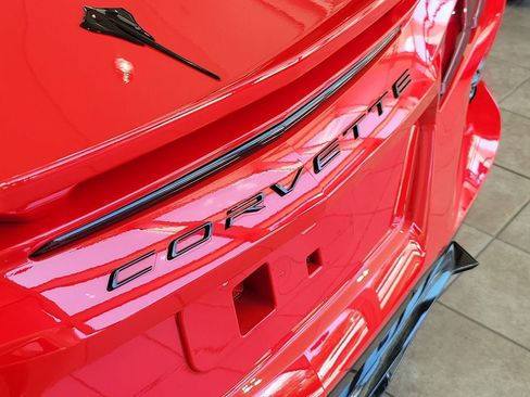 Used 2022 Chevrolet Corvette Stingray Preferred Cpe w/ Z51 Performance Package RWD image 6