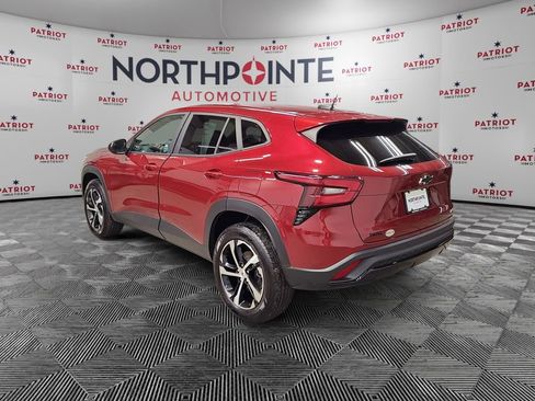 Used 2024 Chevrolet Trax RS w/ Driver Confidence Package image 5