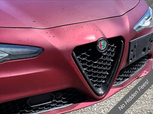 Used 2018 Alfa Romeo Giulia Ti w/ Quick Order Package 22X Lusso AWD/4WD image 24