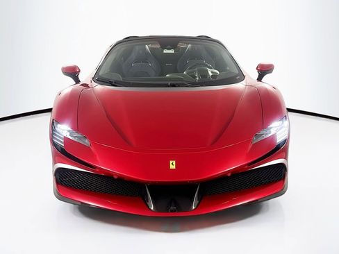 Used 2025 Ferrari SF90 Spider AWD/4WD image 2