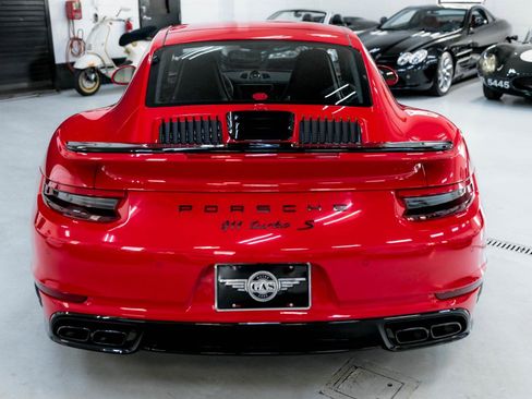 Used 2019 Porsche 911 Turbo S image 7