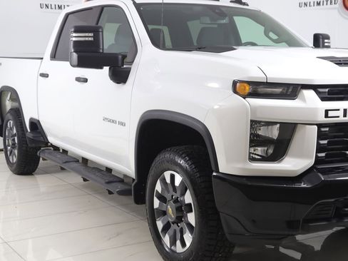 Used 2021 Chevrolet Silverado 2500 Custom w/ Custom Value Package AWD/4WD image 33