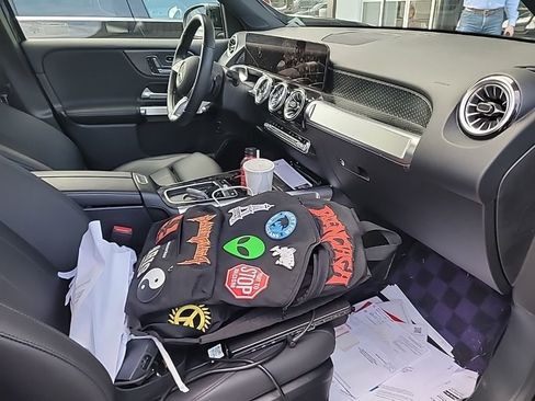 Certified 2025 Mercedes-Benz GLB 250 4MATIC image 6