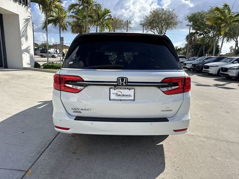 Used 2022 Honda Odyssey Touring image 3