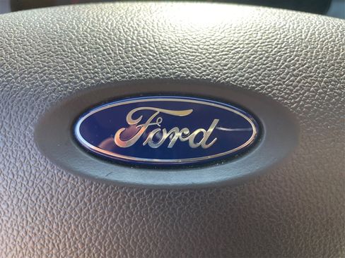 Used 2013 Ford Edge SEL image 44