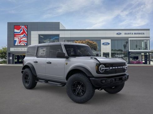New 2026 Ford Bronco Badlands AWD/4WD image 7