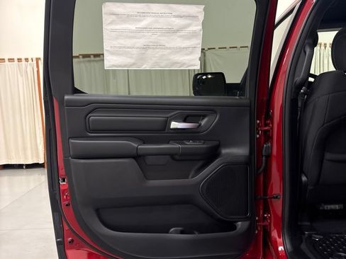 New 2026 RAM 1500 Express AWD/4WD image 22
