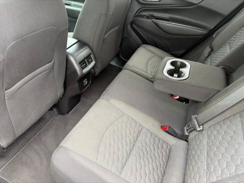 Used 2021 Chevrolet Equinox LT FWD image 29