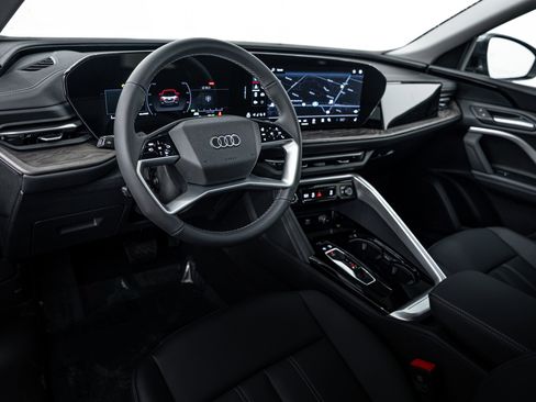 New 2025 Audi Q5 Premium image 9