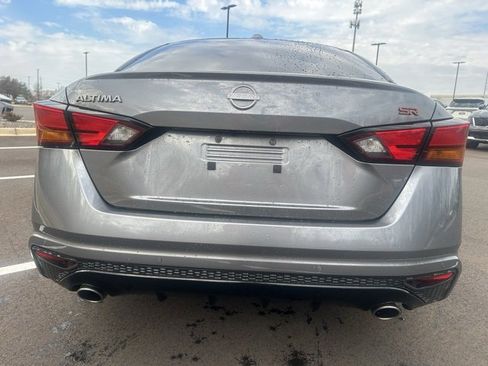 Used 2024 Nissan Altima 2.5 SR w/ SR Premium Package image 4