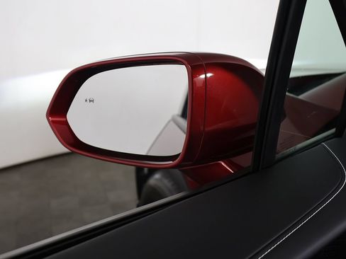 Used 2025 Chevrolet Blazer EV LT FWD image 31