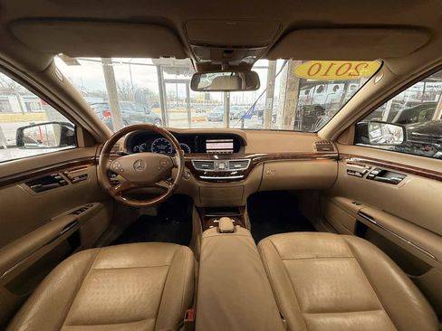 Used 2010 Mercedes-Benz S 550 4MATIC Sedan image 40