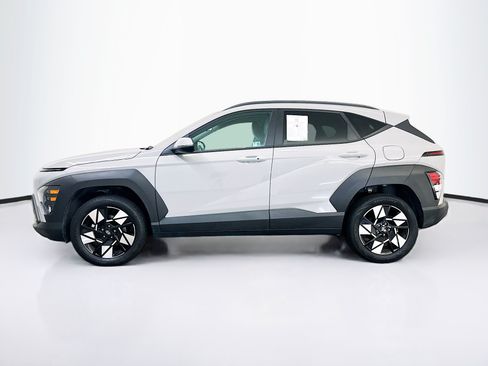 Used 2024 Hyundai Kona SEL AWD/4WD image 4