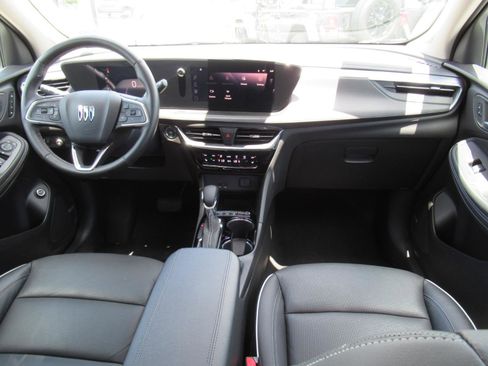 Used 2025 Buick Encore GX Avenir w/ Avenir Technology Package AWD/4WD image 12