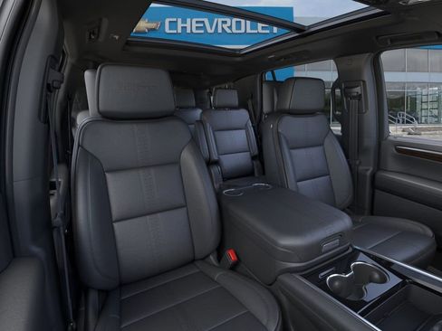 New 2026 Chevrolet Tahoe High Country AWD/4WD image 16
