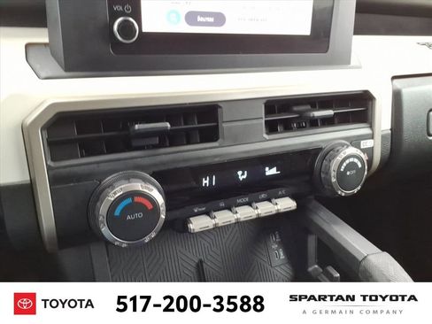 Used 2024 Toyota Tacoma TRD Off-Road image 21