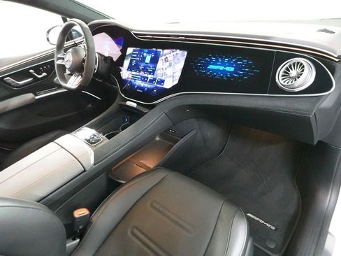 Used 2023 Mercedes-Benz EQS AMG 4MATIC image 31