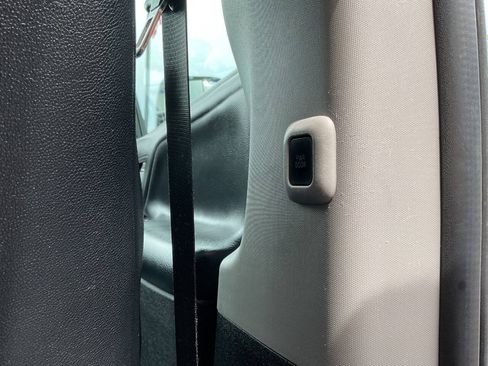 Used 2015 Toyota Sienna SE FWD image 41