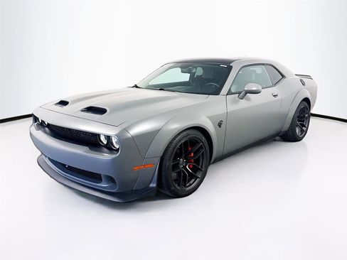 Used 2023 Dodge Challenger SRT Hellcat image 1